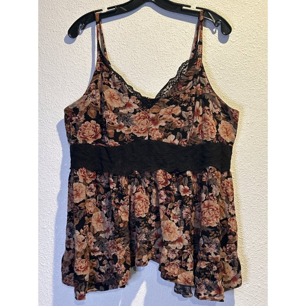 TORRID  (SIZE 2) Rose Floral Lace Tank top  Cami Shirt